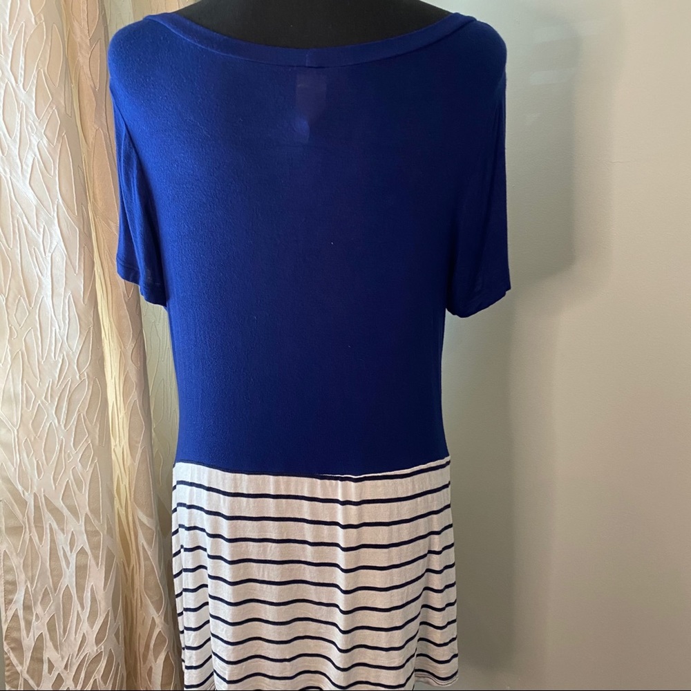 Color Block Striped Tunic Tee - Picture 3 of 7